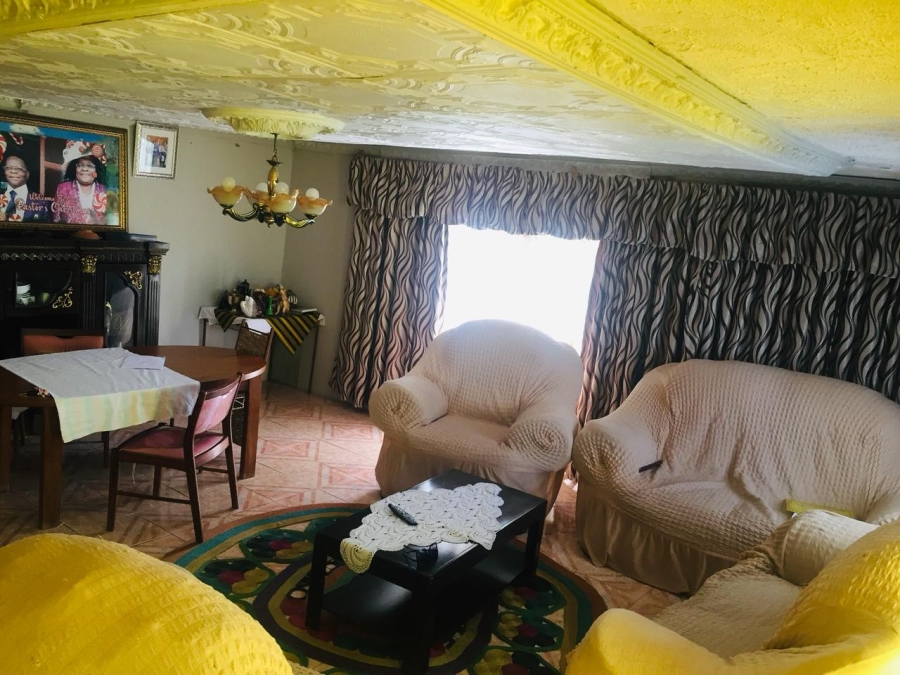 5 Bedroom Property for Sale in Mdantsane Nu 17 Eastern Cape